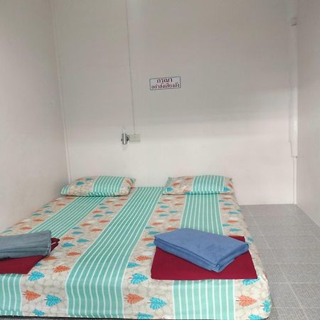 Canaan Guesthouse Kanchanaburi Bagian luar foto