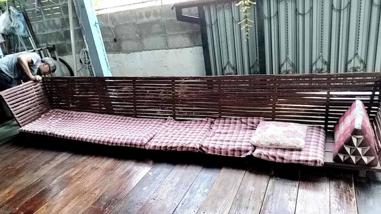 Canaan Guesthouse Kanchanaburi Bagian luar foto