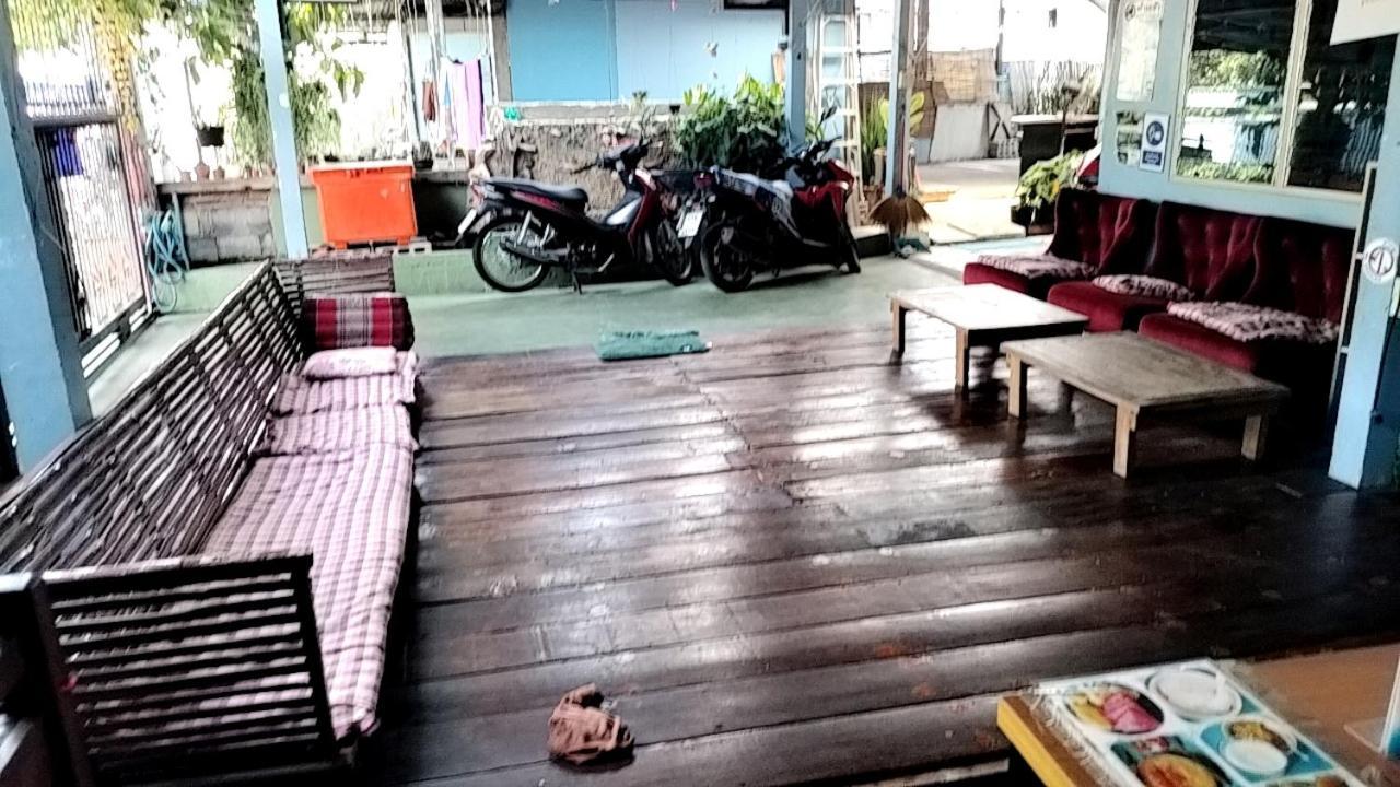 Canaan Guesthouse Kanchanaburi Bagian luar foto